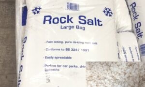 de icing rock salt